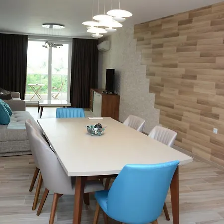 Апартаменти За Гости Оникс Burgas City